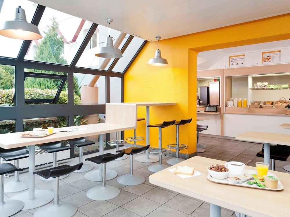 Hotel F1 Angers Ouest - Бокузе Экстерьер фото